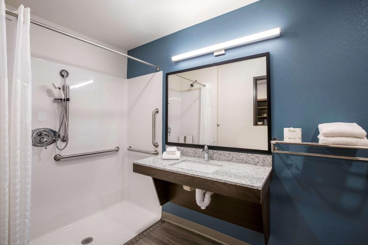 Woodspring Suites Detroit Мадисон-Хайтс Экстерьер фото